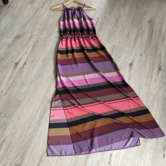 NEVER WORN: Beautiful halter dress by LOFT - Picture 2 of 4